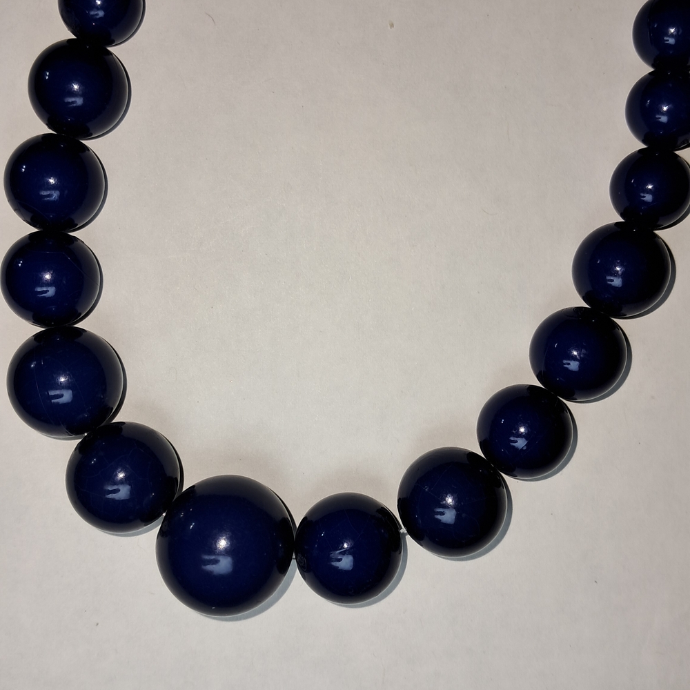 SOLD - Royal Blue Graduated Beaded Silvertone Necklace - Picture 3 of 3